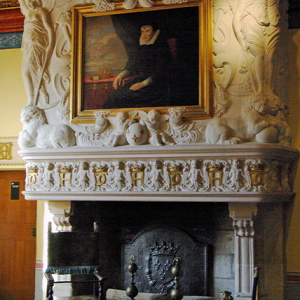 Château de Chenonceau - Diane de Poitiers' Room fireplace.png