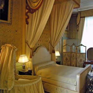 Château de Cheverny - birth chamber.png