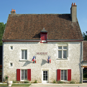 Fougères-sur-Bièvre, Mairie.png
