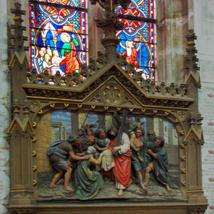 Châteauneuf-sur-Cher, Basilique Notre-Dame des Enfants - station of the cross.png