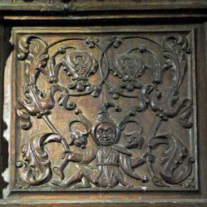 Palluau-sur-Indre, Église Saint-Sulpice - screen carving.png