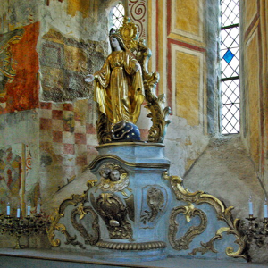 Cassaniouze church - chapel altar