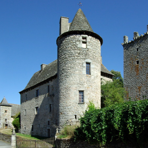Sénergues, Château