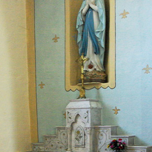 Espeyrac, church - altar