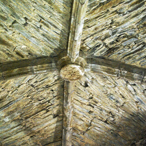 Château de Vallon - vaulted stone ceiling
