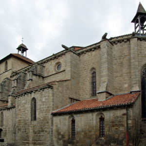 Laroquebrou, Église St-Martin