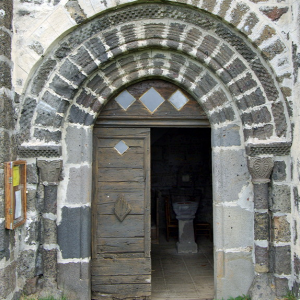 Girgols, Église Notre-Dame de la Nativité