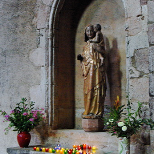 Brioude, Basilique St-Julien - La Vierge a l'oiseau