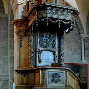 Le Puy-en-Velay, Cathédrale de Notre-Dame - pulpit