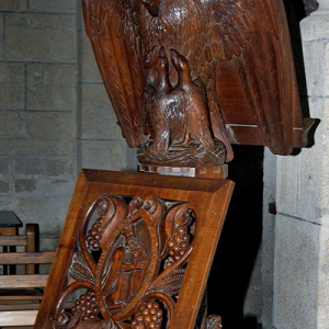 Saint-Julien-Chapteuil, church - lectern