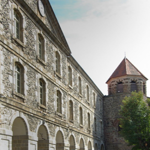 Monastier-sur-Gazeille, Mairie on site of cloisters