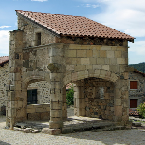 Roche-en-Régnier - porch of Hôtel Vacherel