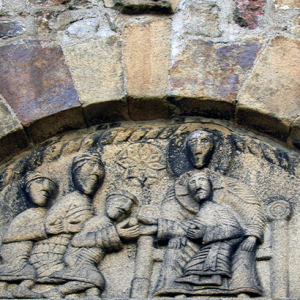 Rozier-Côtes-d'Aurec, Église Saint-Blaise - tympanum