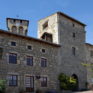 Marols - fortified gate in wall