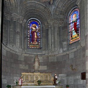Brioude, Basilica of St Julien - ambulatory chapel