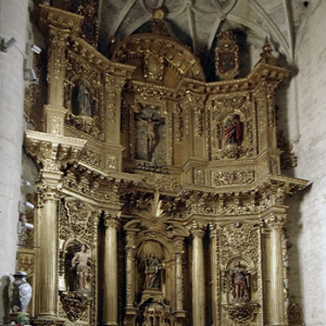 Puente la Reina, Iglesia de Santiago - east end reredos
