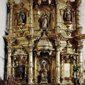 Puente la Reina, Iglesia de Santiago - side altar