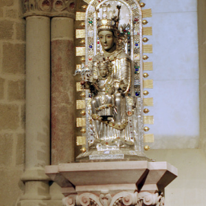 Ujué, Iglesia Santa Maria - Virgin and Child