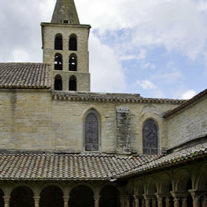 Abbaye de St Papoul - cloisters