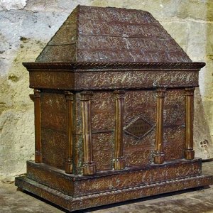 Abbaye de St Papoul  - reliquary box
