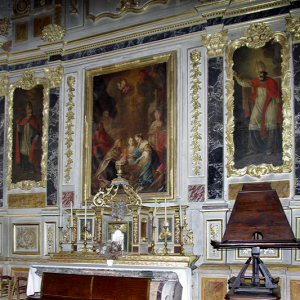 St Lizier, St Girons Cathedral - north transept altar