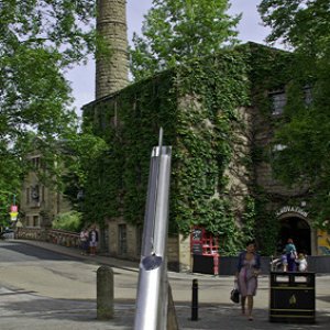 Fustian cloth knife sundial in St George's Square, Hebden Bridge