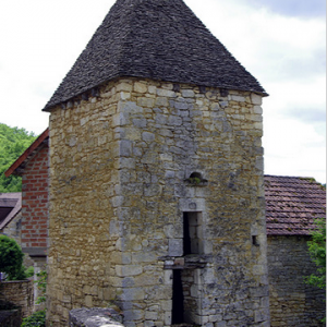 Saint-Amand-de-Coly - pigeon loft of old hospital