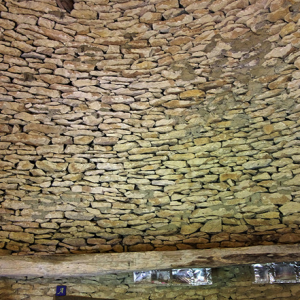 Cabanes du Breuil - corbelled ceiling