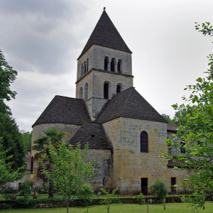 Saint-Léon-sur-Vézère, Église St-Léonce