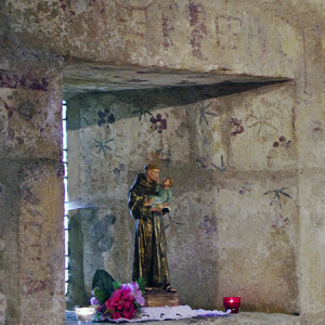 Saint-Léon-sur-Vézère, Église St-Léonce
