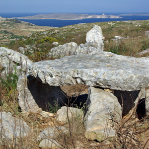 Dolmen, Ta' Cenc headland