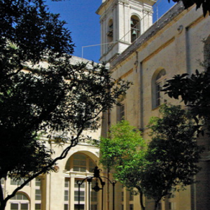 Carmelite Priory - Cloister garden