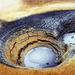 Hverir - mud pool