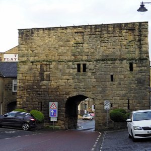 Bondgate Tower, Alnwick