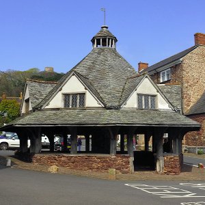 Yarn Market, Dunster