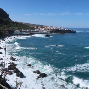 Las Aguas Coastal Path