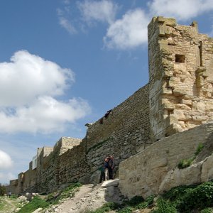 Kesra - Byzantine town wall around the old settlement at the top of the hill.