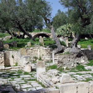 Dougga