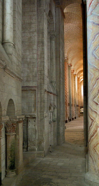 Abbey of Saint Savin - north ailse.png