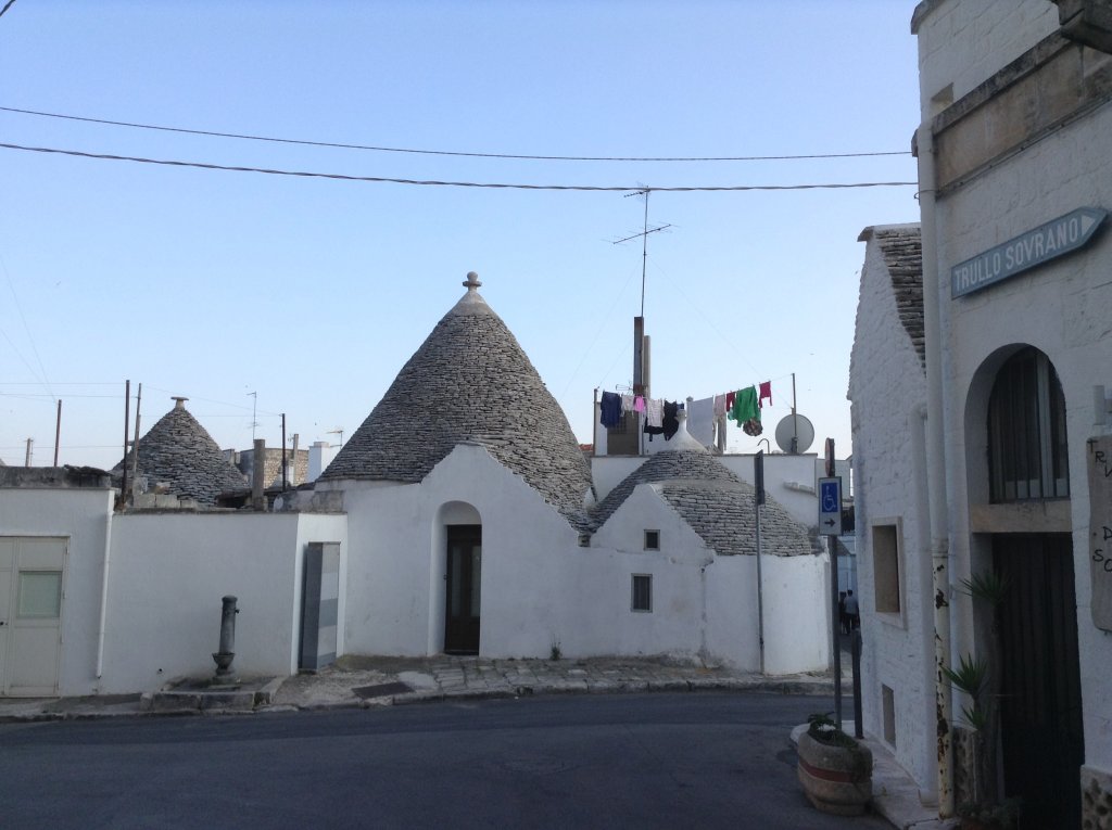 alberobello citta.JPG