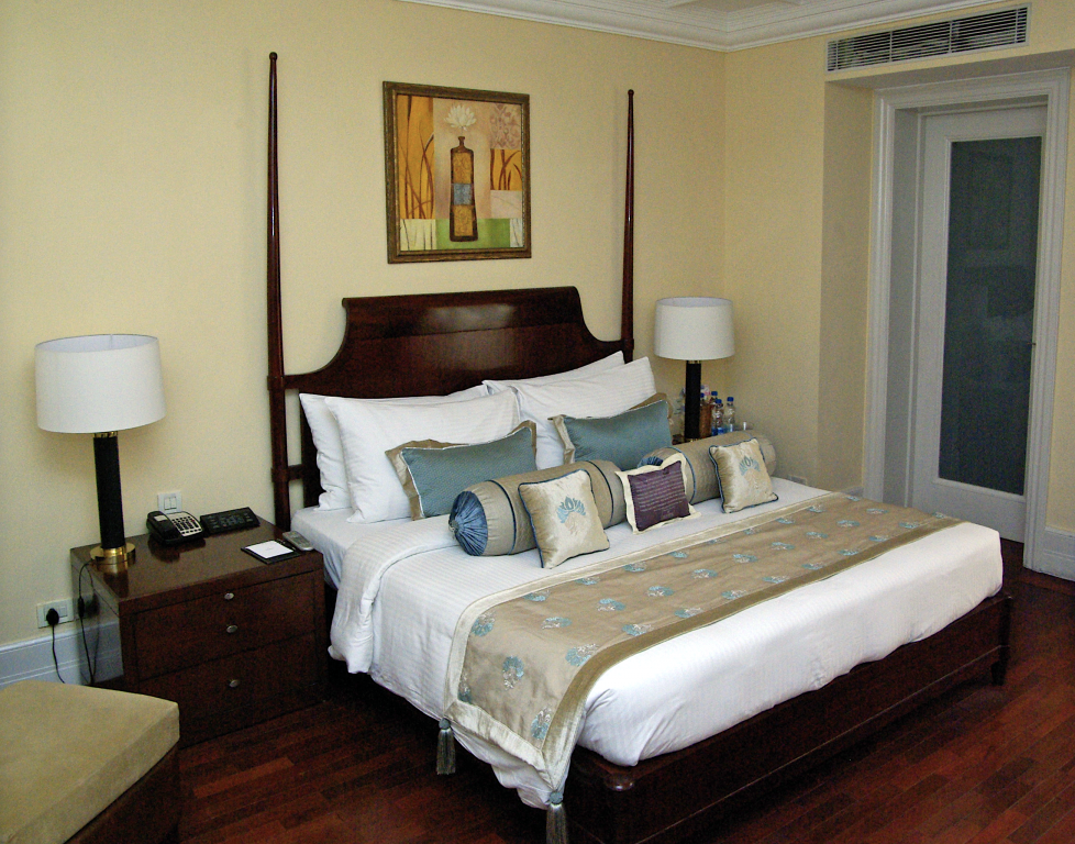 Bedroom, The Claridges Hotel, New Delhi