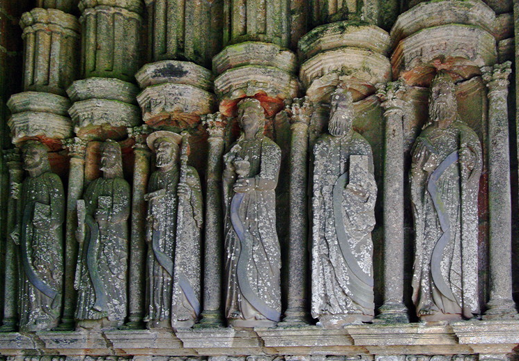 Bodilis church apostles