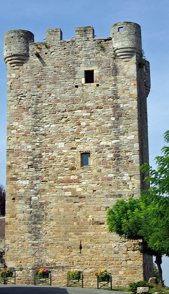 Capdenac-le-Haut - C14th keep