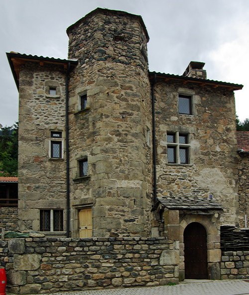 Chamalières-sur-Loire, fortified house