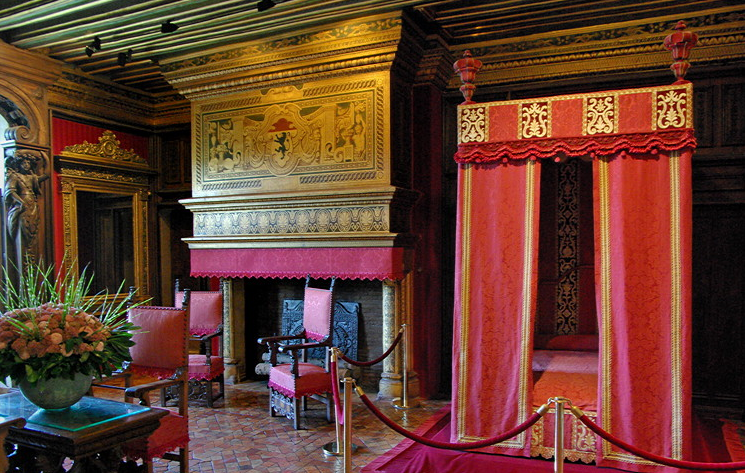 Château de Chenonceau - César de Vendômes' Bedroom.png