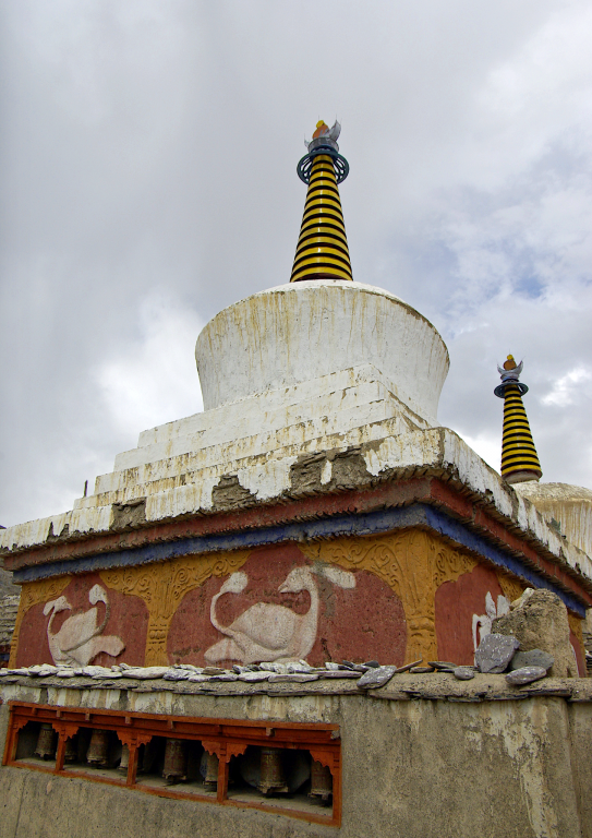 Chortan, Lamyuru Gompa