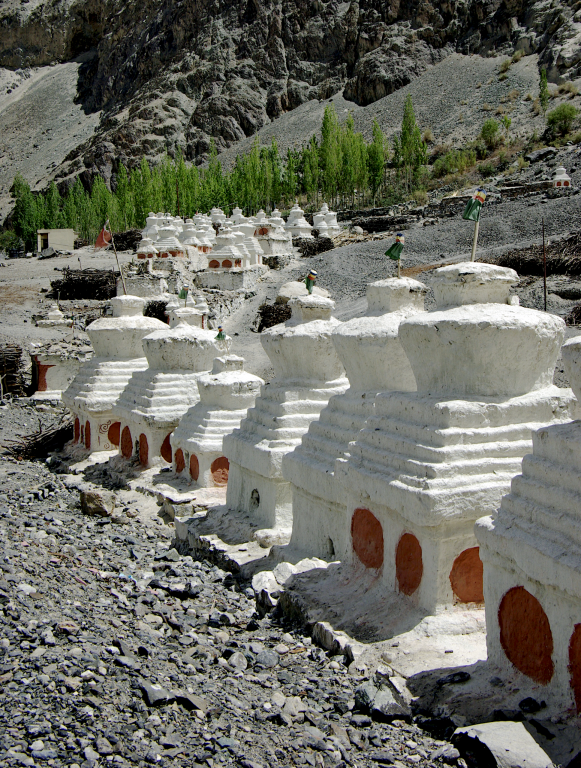 Chortans, Diskit Gompa