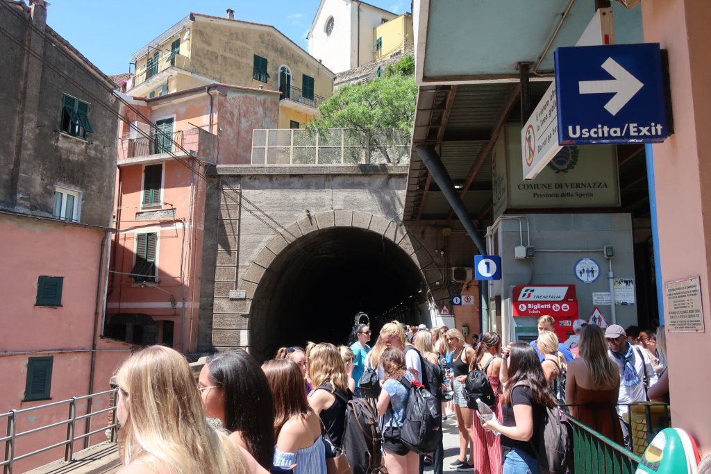 Cinque Terre Hike, Monterosso to Vernazza