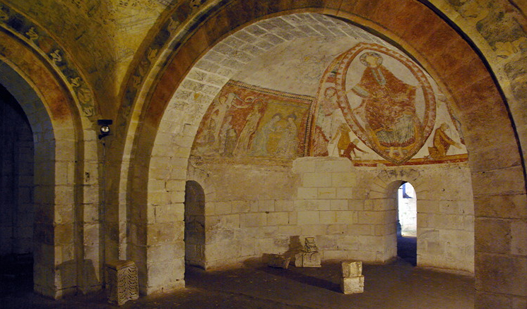 Collegiale de St-Aignan - crypt.png