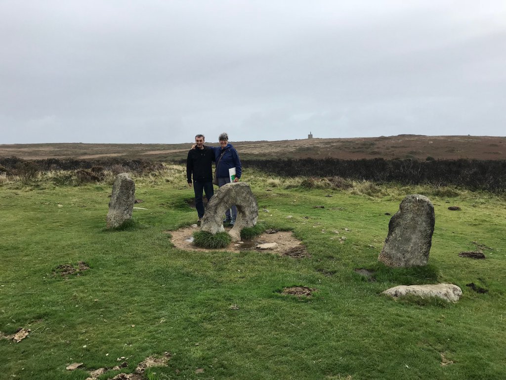 Cornwall - Men-an-Tol